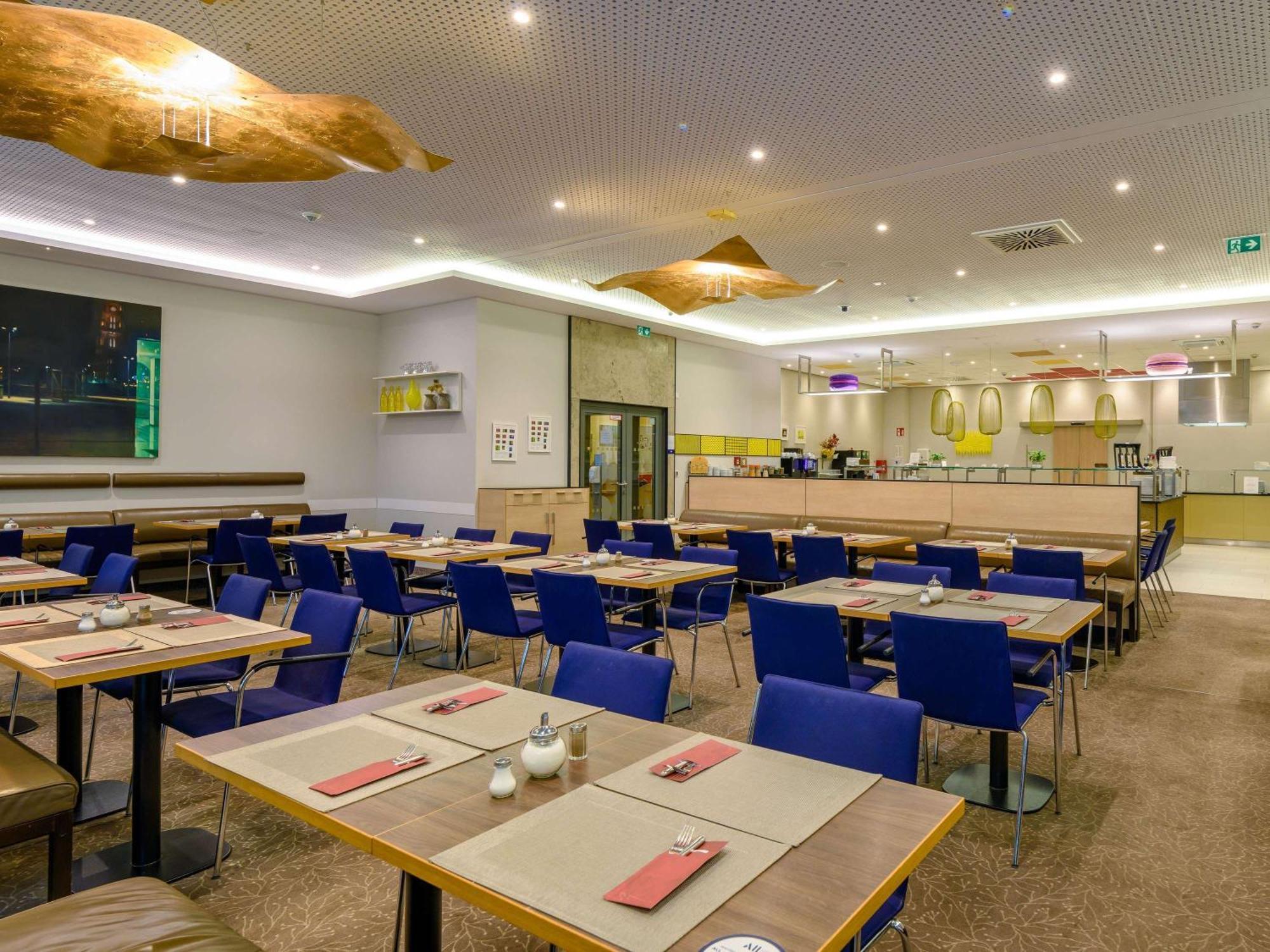 Novotel Nuernberg Centre Ville Luaran gambar
