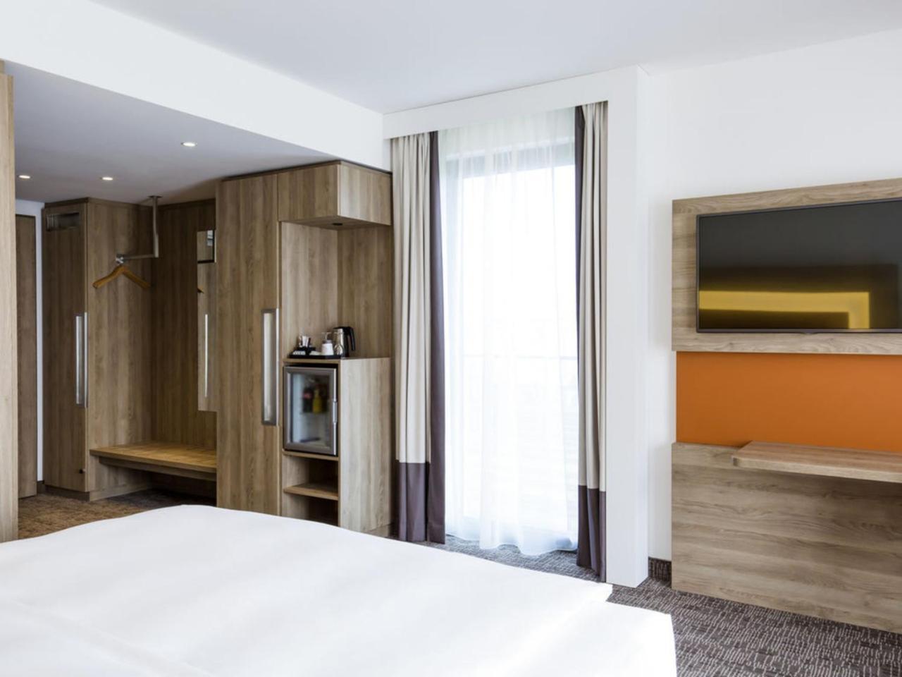 Novotel Nuernberg Centre Ville Luaran gambar
